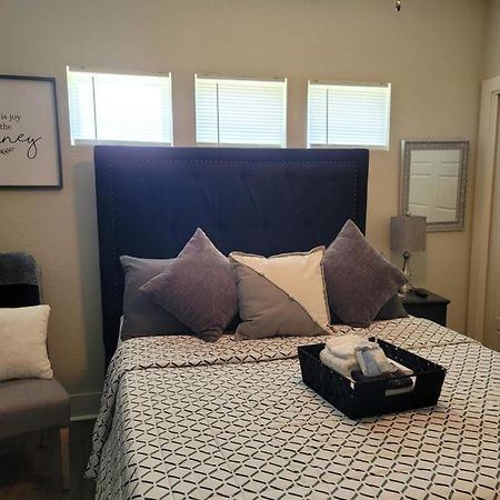Spacious Townhouse Minutes From Downtown Sa. 圣安东尼奥 外观 照片